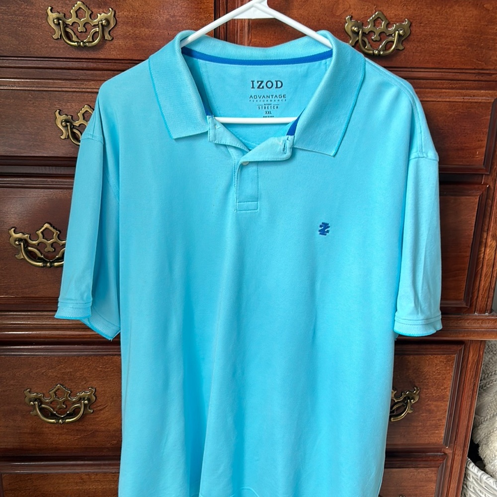 Men’s XXL Izod shirt